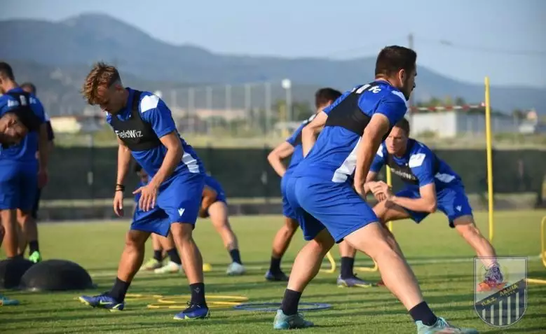 Τέλος ο Μπάμπης απ’ την Λαμία, συνεχίζει στην Καλλιθέα