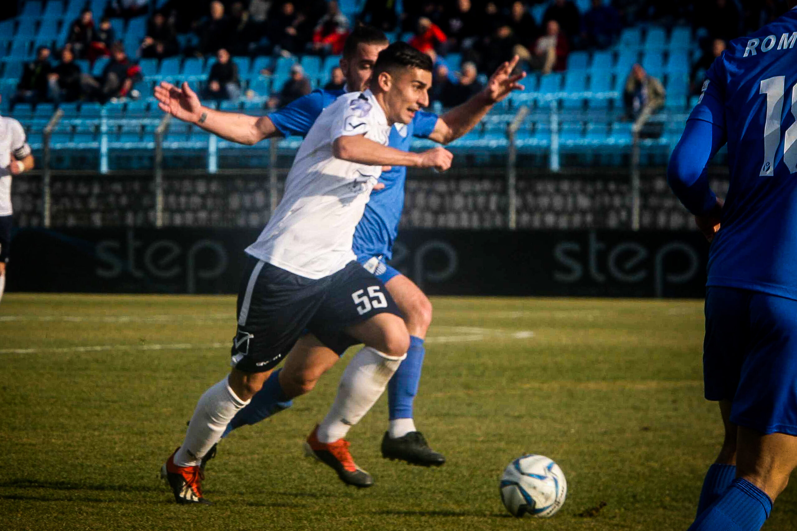 lam-trikala